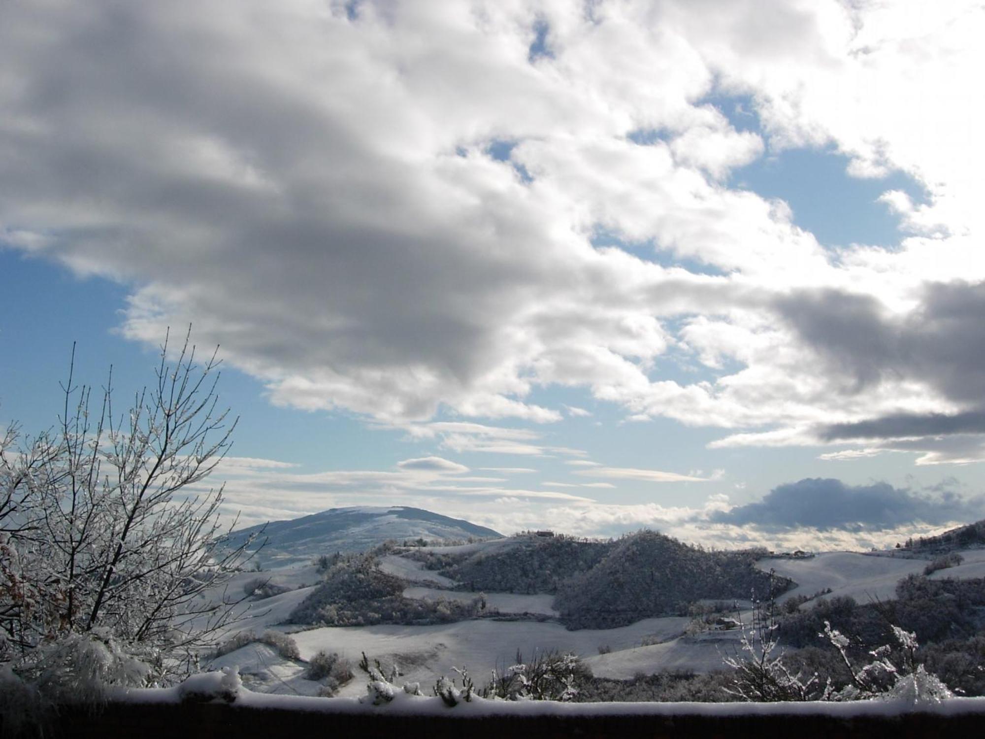 Colleverde Country House Urbino SPA&Benessere Exterior foto