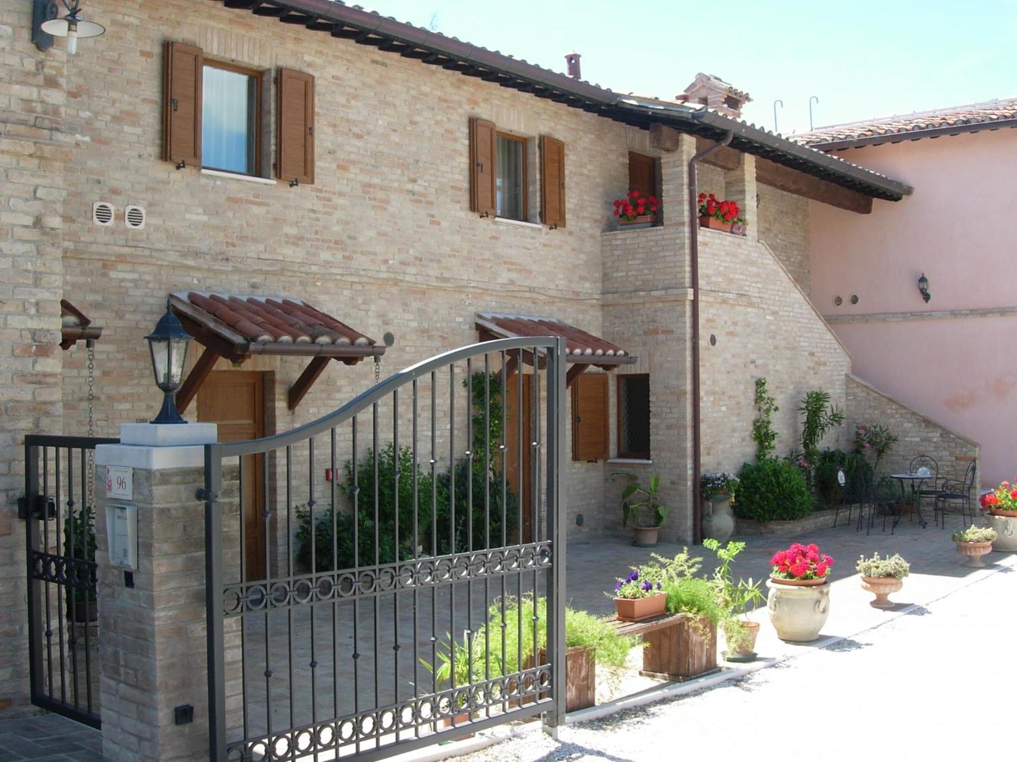 Colleverde Country House Urbino SPA&Benessere Exterior foto