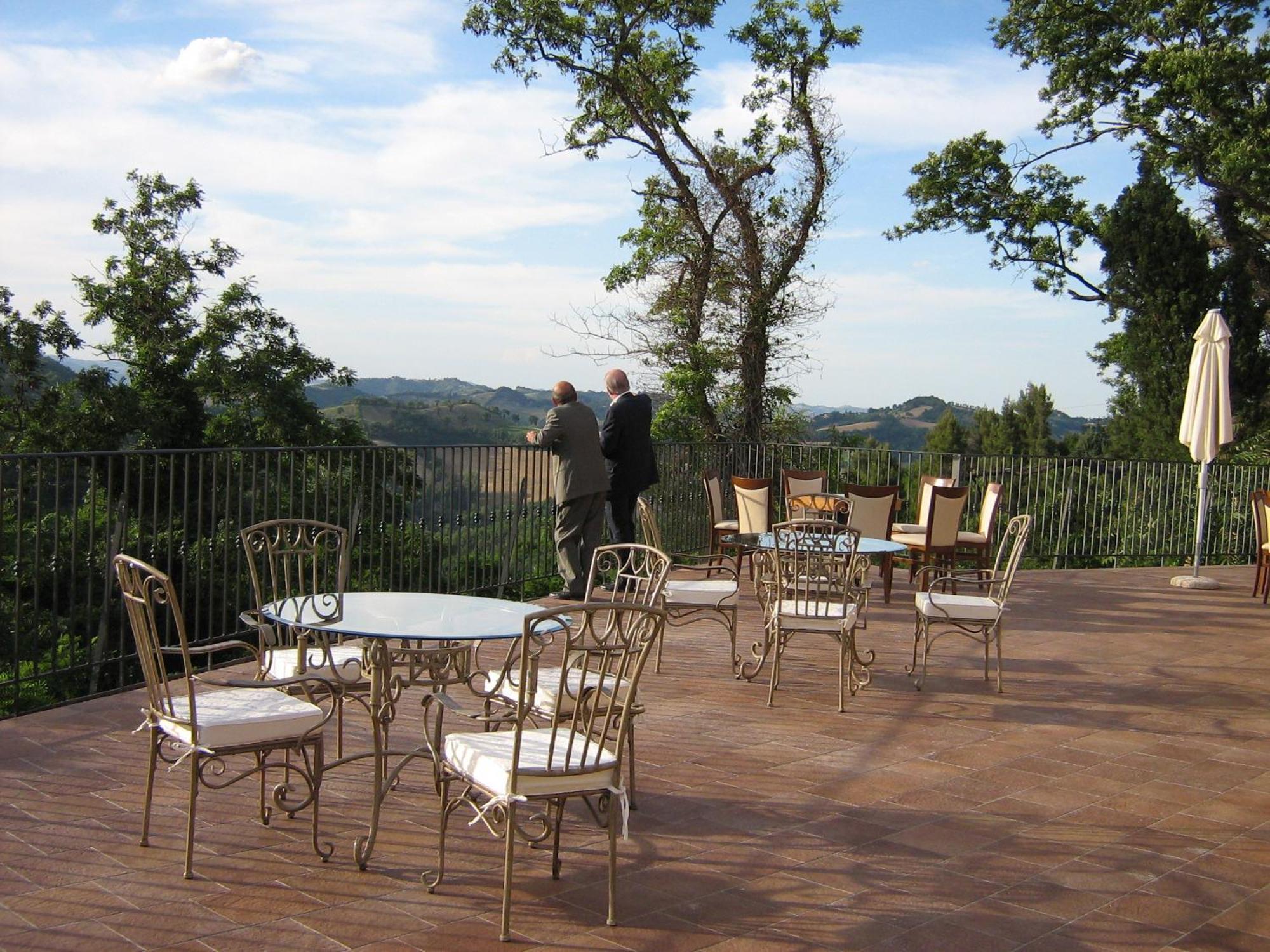 Colleverde Country House Urbino SPA&Benessere Exterior foto