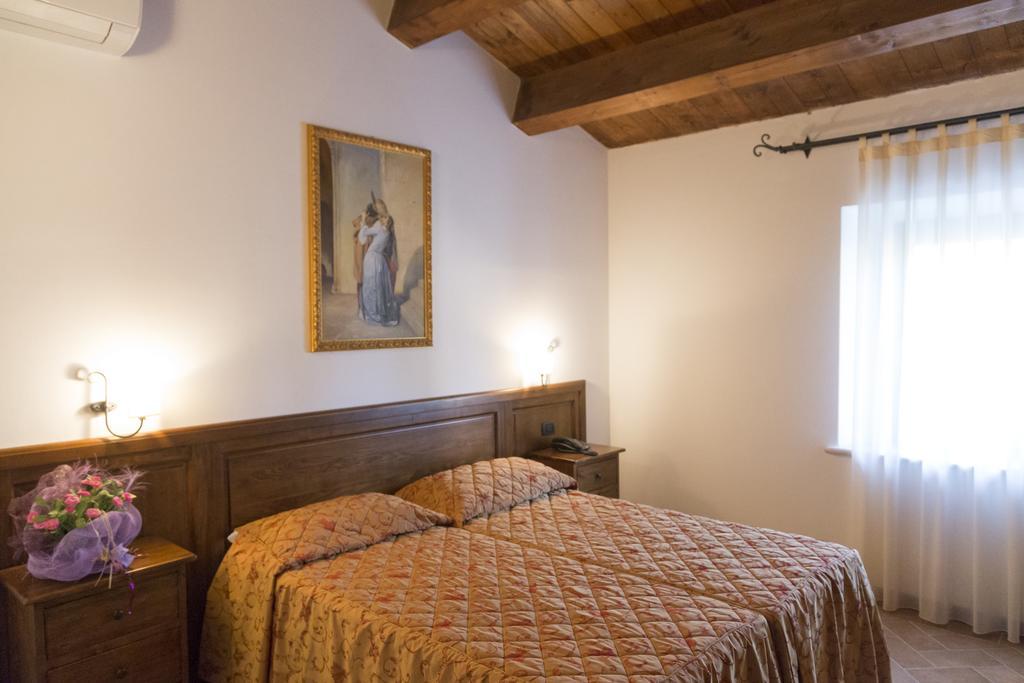 Colleverde Country House Urbino SPA&Benessere Exterior foto